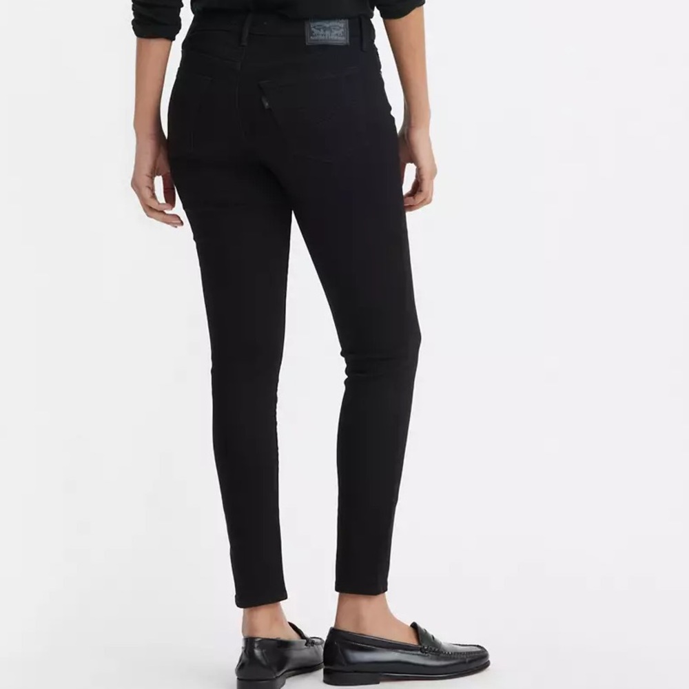Women’s Levi’s 711 Soft Black Skinny Jeans Size 29x30 |C74